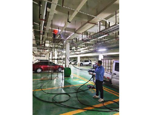 管線(xiàn)疏通現(xiàn)場(chǎng)作業(yè)